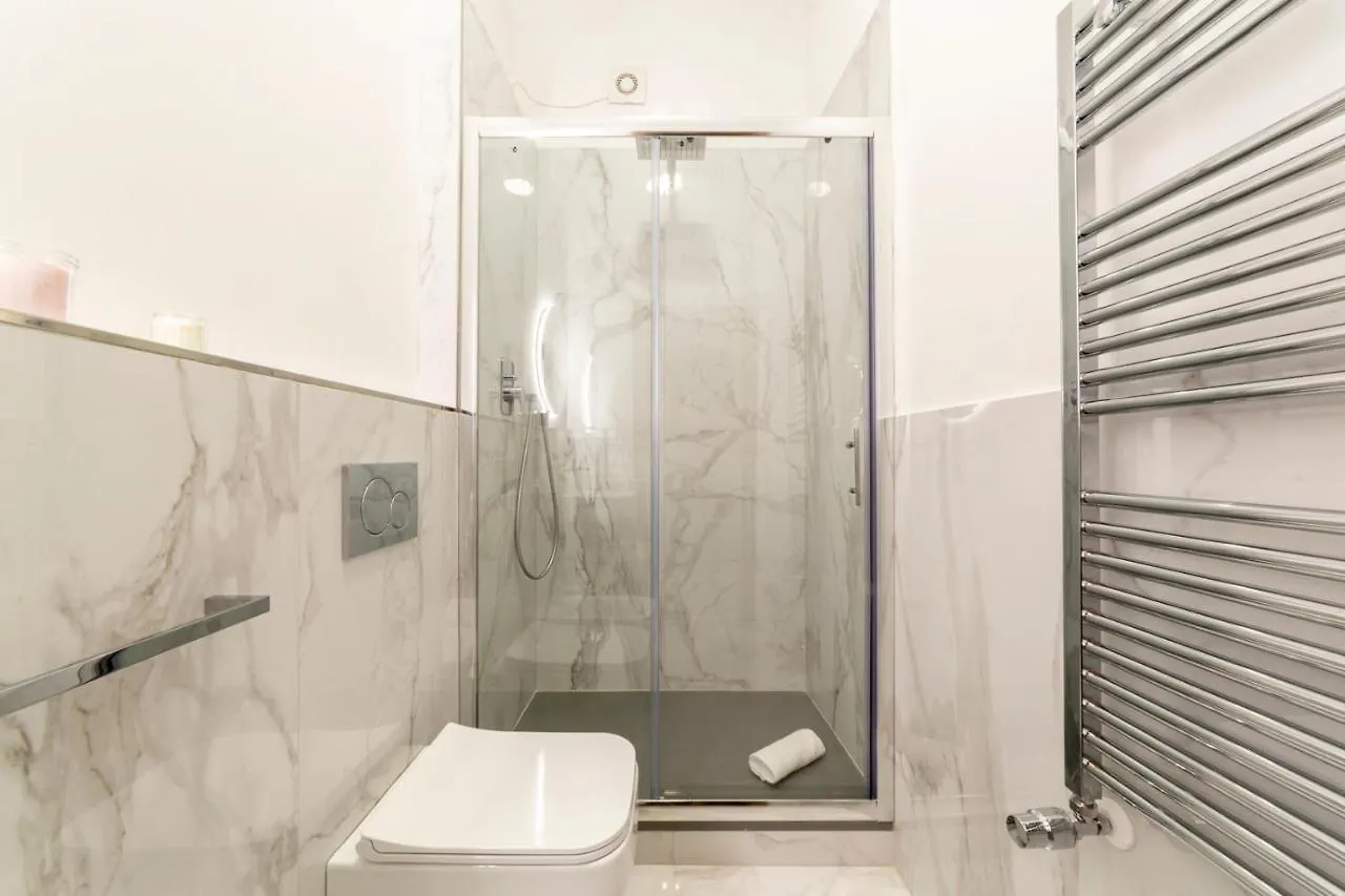 110 Sqm Apartment 6 Sleeps In Santa Croce Florence 0*,  Italy